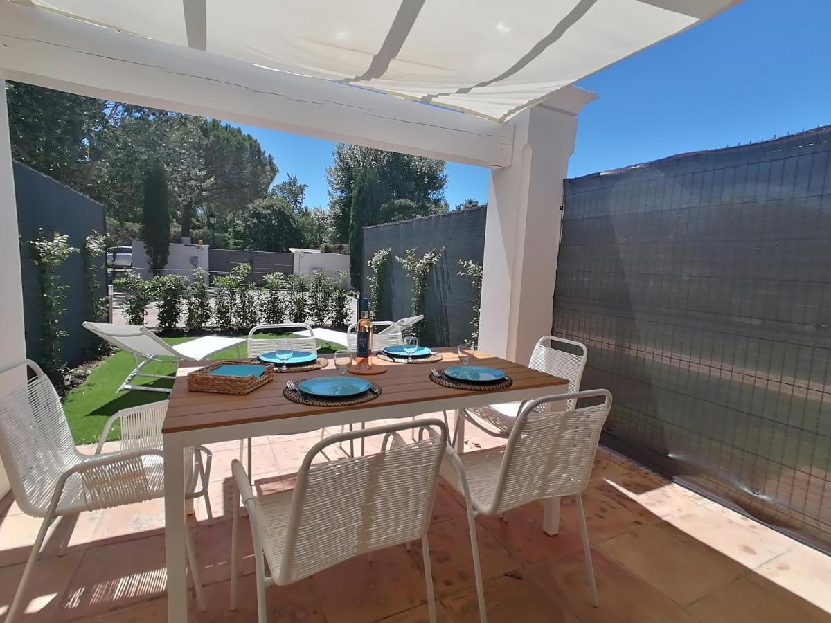 Le Clos De Saint Aygulf Buitenkant foto